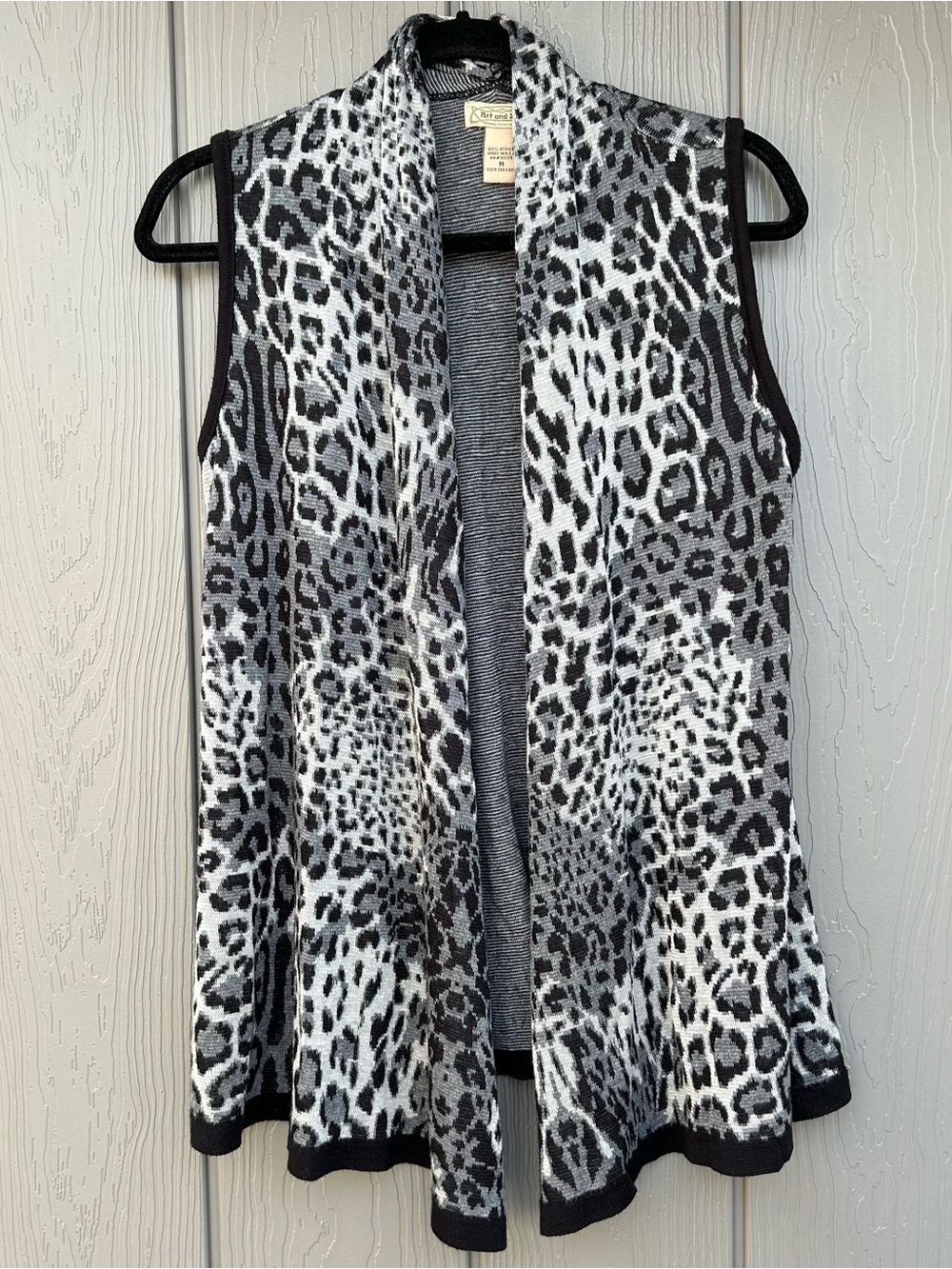 Y2K Art and Soul Black & Gray Leopard Open Front Sleeveless Cardigan Vest Medium